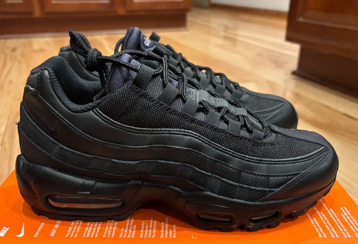 Las mejores ofertas en Nike Air Max 95 Essential Triple Black | eBay
