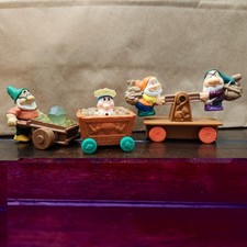 Vintage 1992 McDonald's Disney Snow White 7 Dwarves Happy Meal Toy lot of 4