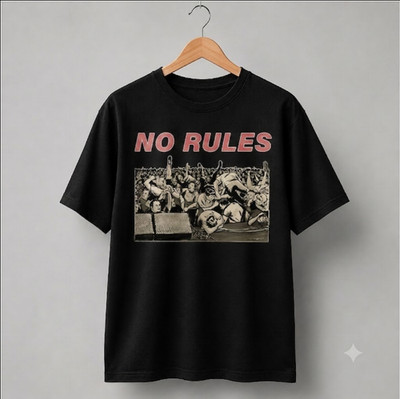 Vintage Style Hardcore Punk Show Mosh Pit Crowd Graphic Black T-Shirt Mens Tee