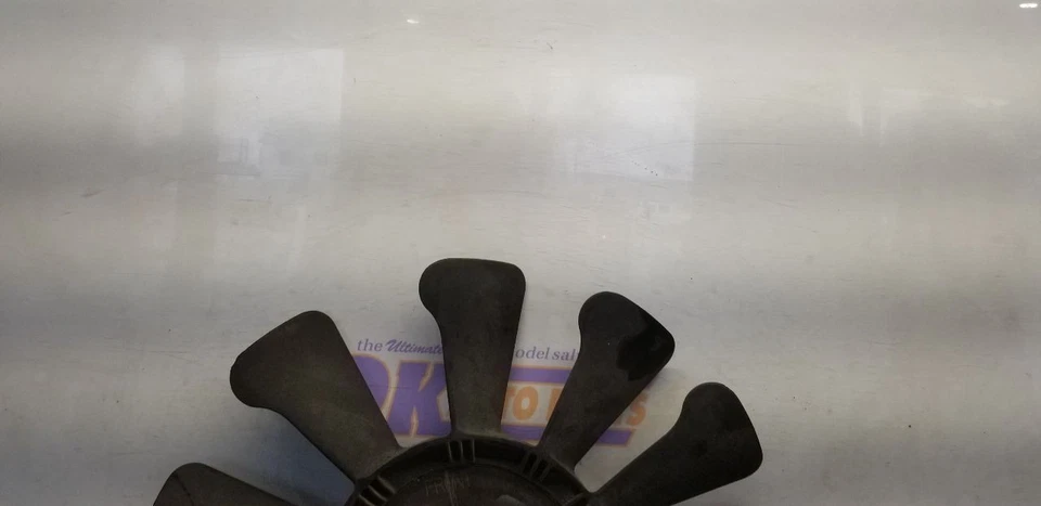 99 CHEVY TAHOE 5.7L 19.5" CLUTCH FAN BLADE - Image 2 of 4