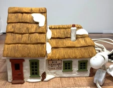 Dept 56 6500-5 Dickens Village Bob Cratchit & Tiny Tim Cottage Heritage Village