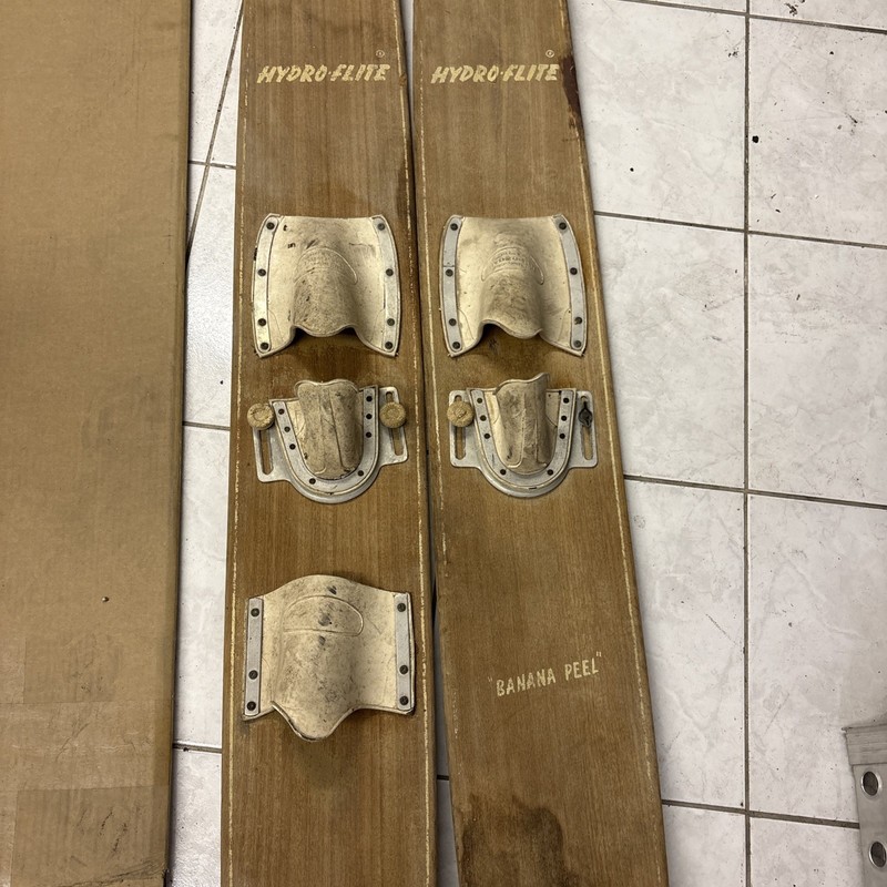 Vintage Antique Wood Water Skis Hydro-Flite Willa McGuire "Banana Peel" by Hedlu
