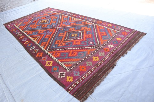 5x11 ft Vintage Wide Hallway rug, Flatweave Kilim Runner rug, Geometric Area Rug - Picture 11 of 15