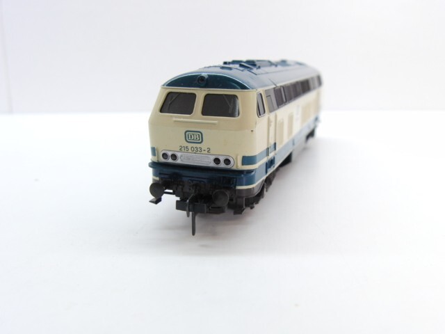 Locomotive Diesel Roco 4151 – BR215 – Échelle HO – Occasion Comme Neuve – Courant Continu