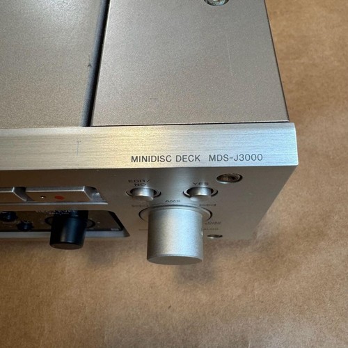 SONY MDS-J3000 MiniDisc MD Deck Recorder Tested w/Remote from japan - Picture 2 of 11