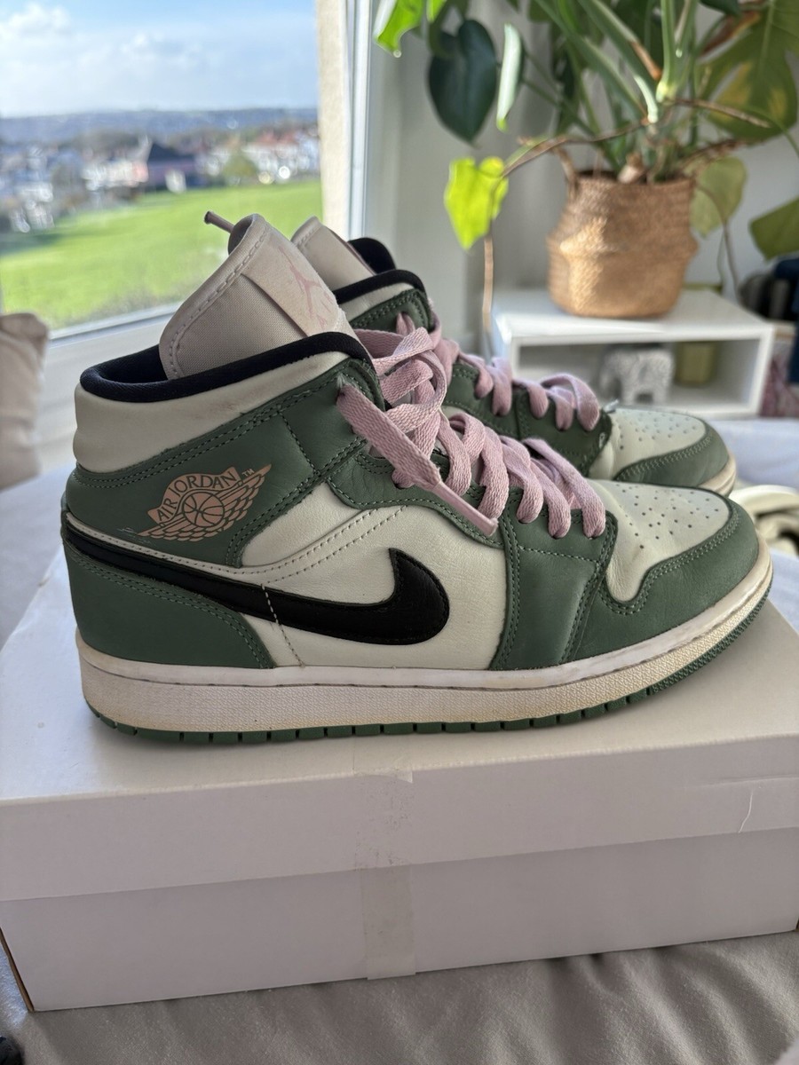 Jordan Mid Dutch Green On Feet Nike Women's Air Jordan Mid SE