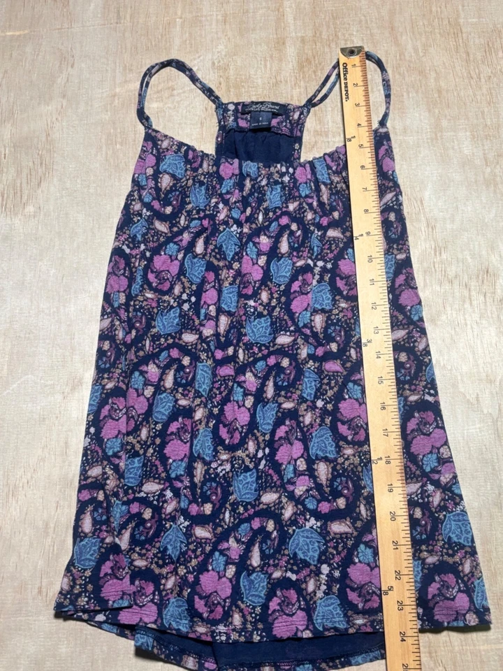 Camiseta sin mangas floral Lucky Brand AOP azul marino rosa para mujer talla pequeña Foto 4 de 4