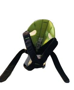 baby bjorn carrier green