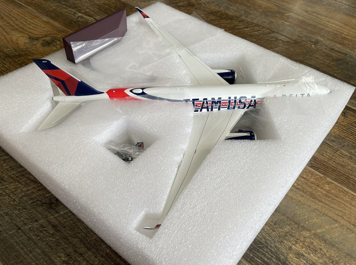 Gemini jets 1/200 デルタ航空 Team USA記念モデル GEMINI JETS 1:200 scale DELTA AIRLINES A330-900 TEAM USA