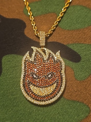 SPITFIRE Skateboard Co. Full AAA CZ Zircon Pendant 30" Metal Rope Chain C: Gold - Picture 6 of 6