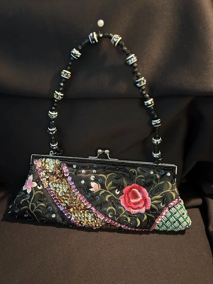 Bolso de noche ALDO vintage negro con cuentas cartera lentejuelas Foto 2 de 4