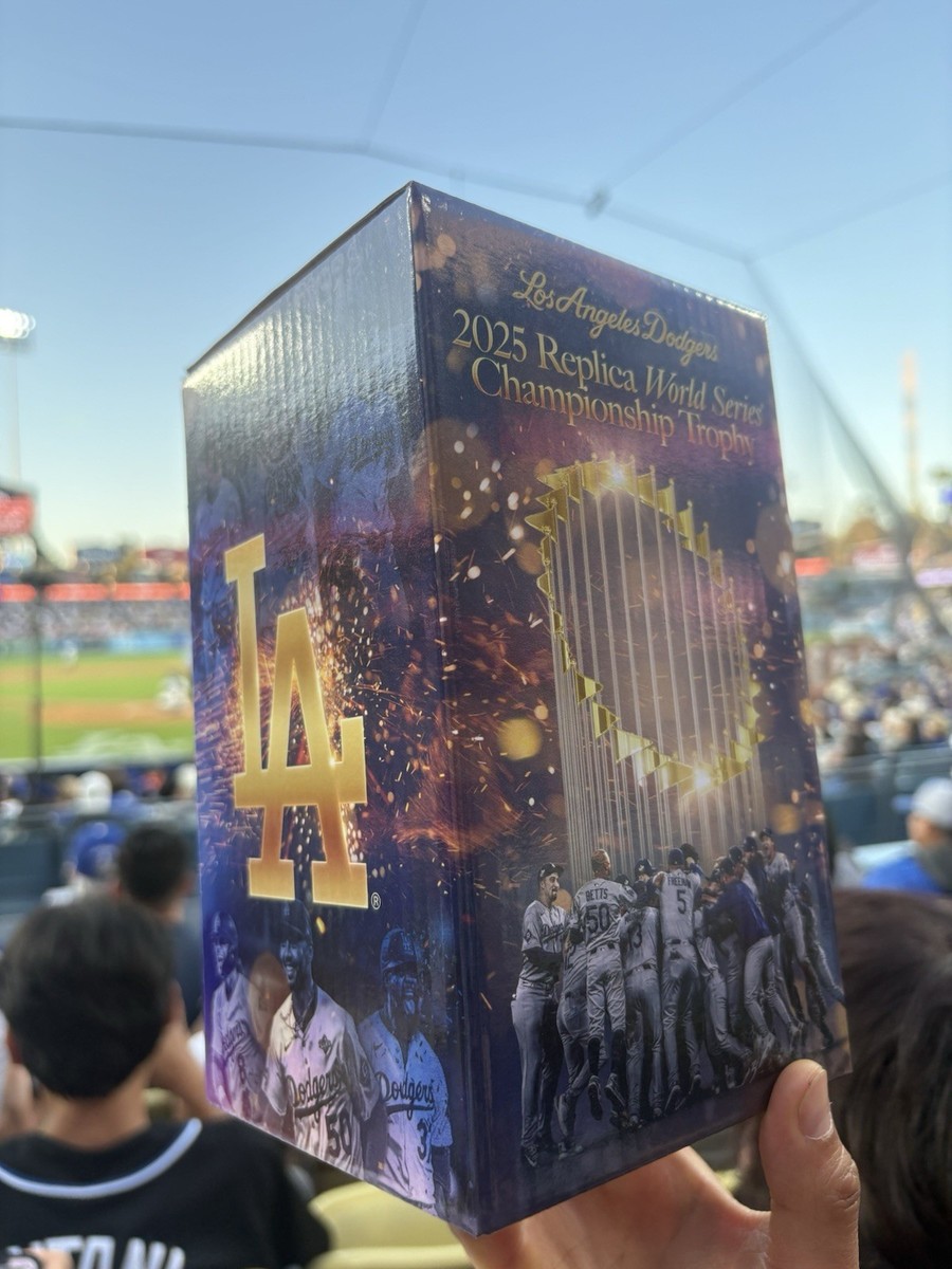 2025 World Series Replica Trophy LA Dodgers SGA 5/11 /2026 Free