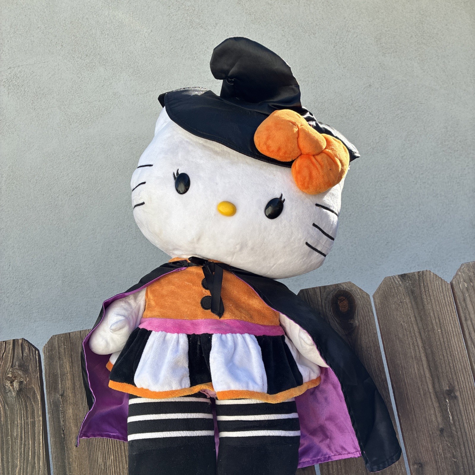 Hello Kitty Witch Plush Greeter Halloween 27" RARE 2016 Sanrio Gemmy w/eyelashes