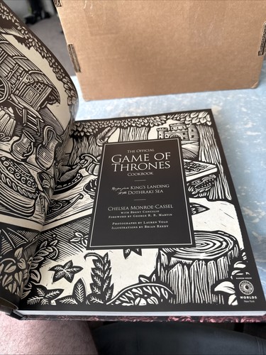 The Official Game of Thrones Cookbook (George R.R. Martin) Chelsea Monroe-Cassel - Afbeelding 4 van 4