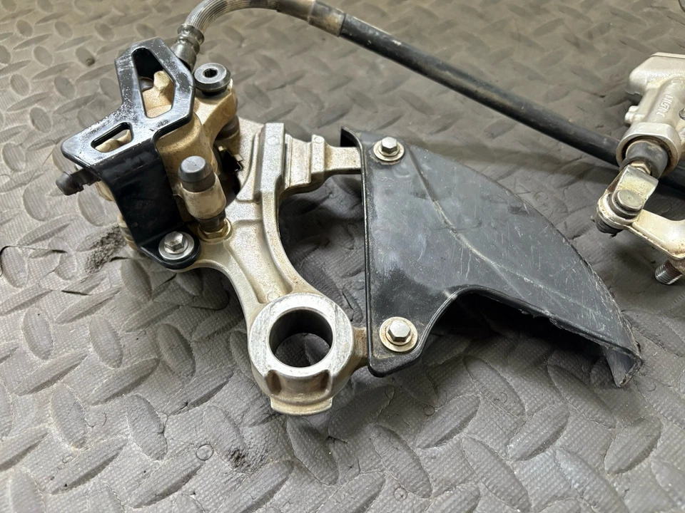 2011 09-16 KAWASAKI KX250F KX450F OEM REAR BRAKE CALIPER & BRACKET 43080-0230 - Image 2 of 4