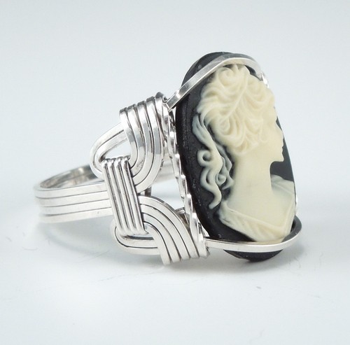 Sterling Silver Black Cameo Cabochon Wire Wrapped Ring - Picture 3 of 6