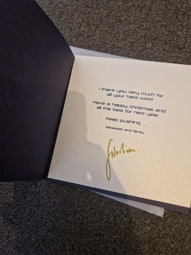 HAND SIGNED RED BULL SEBASTIAN VETTEL 2010 CHRISTMAS CARD MINT GENUINE RARE - Picture 2 of 5
