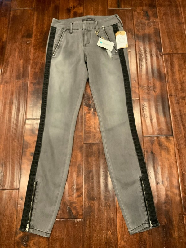 Level 99 Gray Skinny Jeans W/ Black Side Stripe and Zipper Detail, Size 24