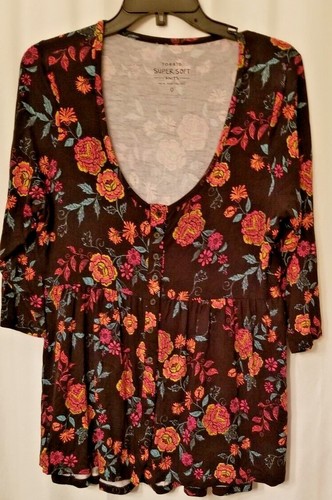 Torrid Women's Top Floral Design Hi-Lo Flora Flattering Super Soft Knit Torrid 0