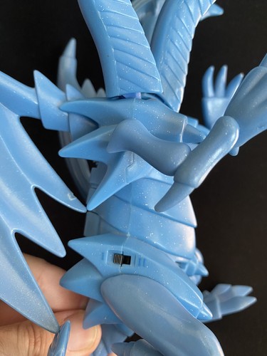 Figurine Yu-Gi-Oh! Ultime Dragon Blanc Aux Yeux Bleus 1996 Kazuki Takahashi - Imagen 14 de 24