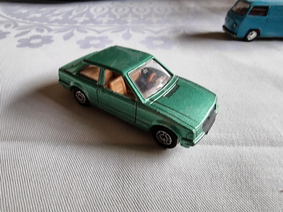 Corgi Ford Escort metallic green - Bild 3 von 4