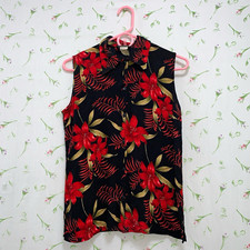 Caribou Black and Red Floral Tropical Collared Button Blouse Sz S Made In USA