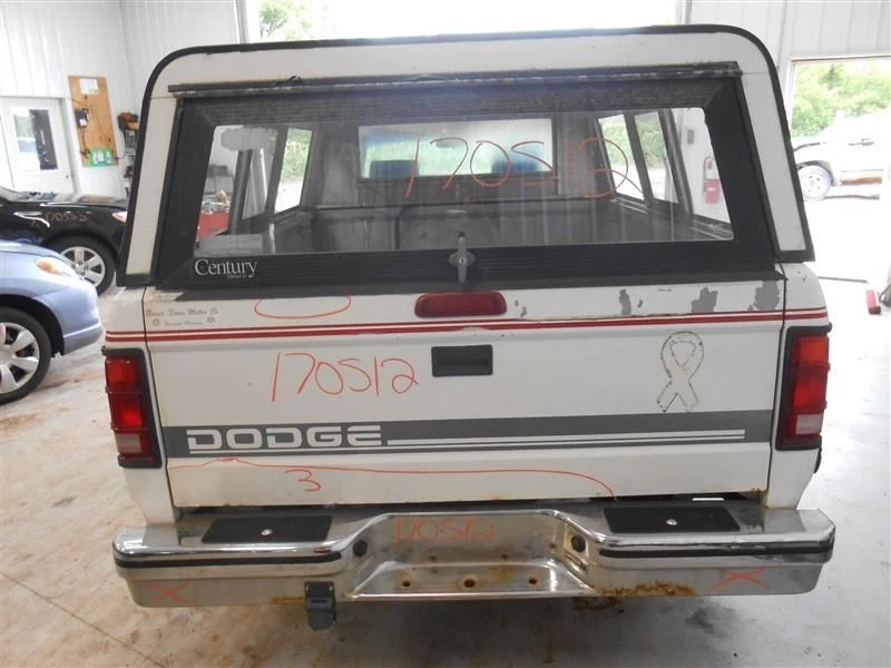 Radiator 6-239 26" Wide Fits 87-91 DAKOTA 825247 - Imagem 4 de 4