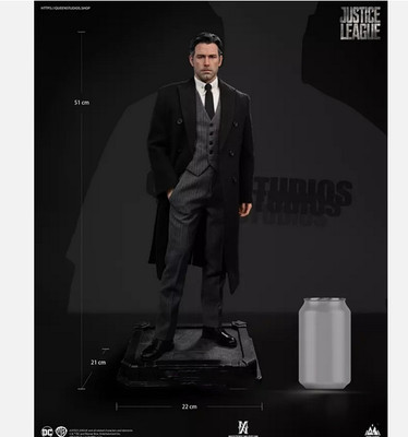 Queen Studio Batman Bruce Wayne Resin Figurine Statue 1/4 Scale 51cm in stock