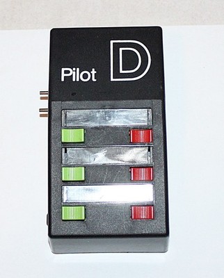 Faller   E-Train  Schaltpult/Stellpult   Set Pilot  D    3884   Spur 0  