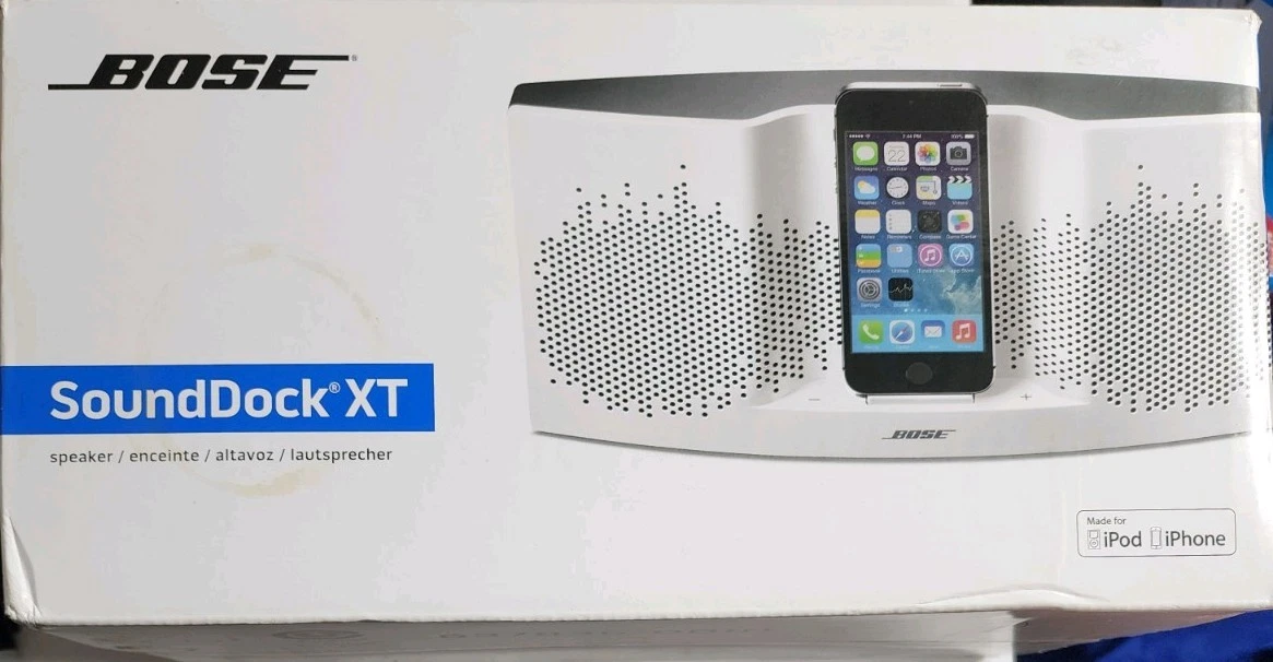 Bose White Audio Player Docks & Mini Speakers for Apple for sale