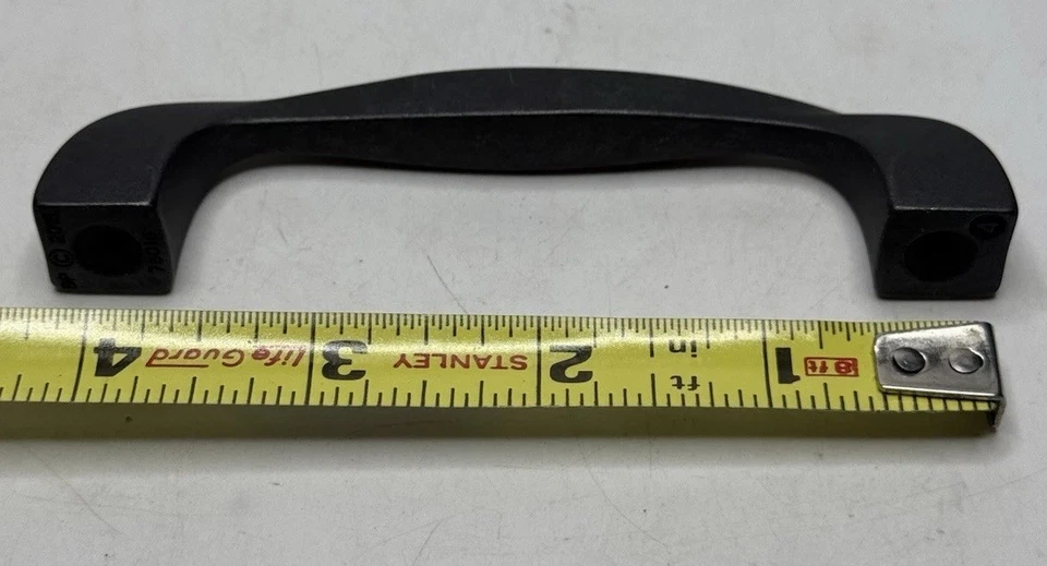 Belwith BWH076017 BI 128 mm Centro a Centro Tirador Hierro Negro Lote 10 Foto 3 de 4