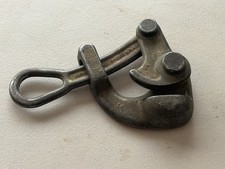 Klein Tools 1604-20 Havens Cable Grip 0.5-Inc...