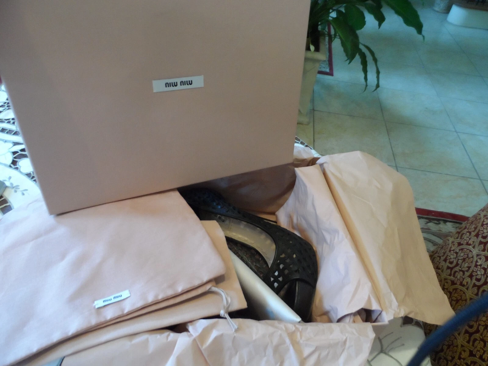 MIU MIU Décolleté Miu nere forate in pelle tacchi punta aperta taglia 38 5 8 5