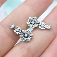 Brand New Genuine Pandora Sparkling Daisy Trio Flower Stud CZ Earrings 298876C01