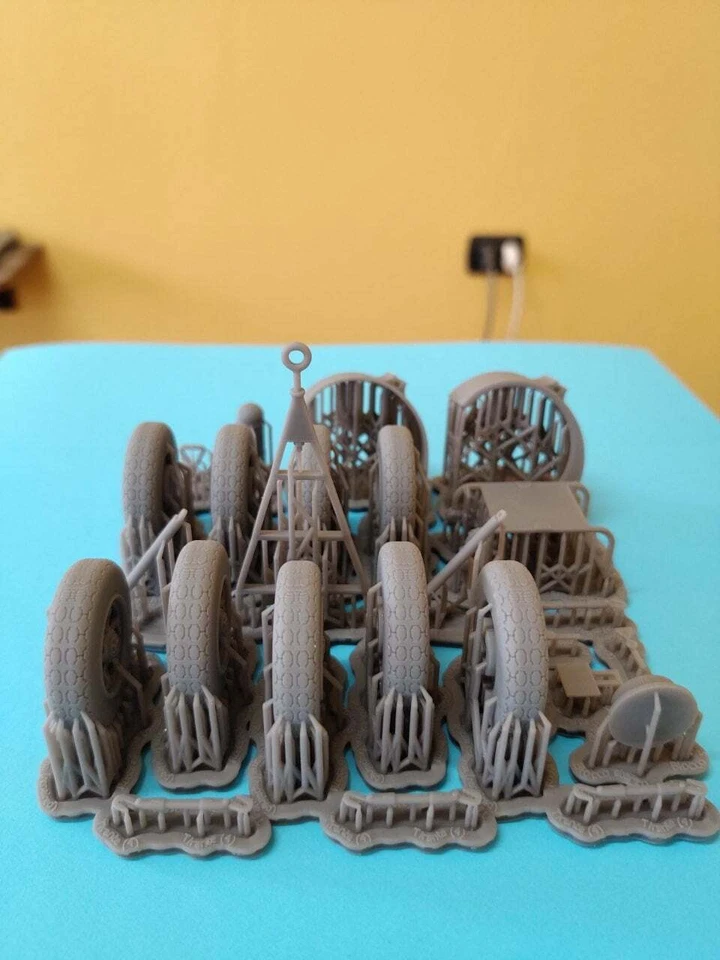 RIMORCHIO BLINDATO VIBERTI WIP3D-35033 scala 1/35 Kit in Resina - Immagine 4 di 4