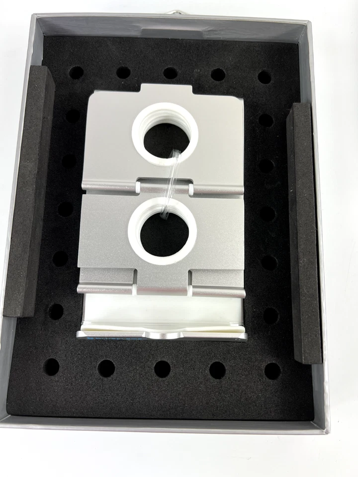 Blueflame The Pocket Folding Ipad Tablet Phone Stand 3 Positions Metal Unused - Image 4 of 4