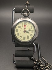 SWISS ARMY Quarz Taschenuhr Kompass 42mm funktioniert neue Batterie