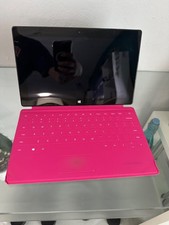 Microsoft Surface RT 32GB 2.00 GB RAM 3 Quad Core cpu 1.30GHZ NEEDS NEW BATTERY