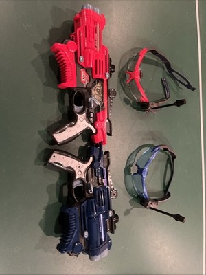 Set of 2 Lazer M.A.D. 2.0 Battle Set Infra-red Control. Power  Red Strap Broken