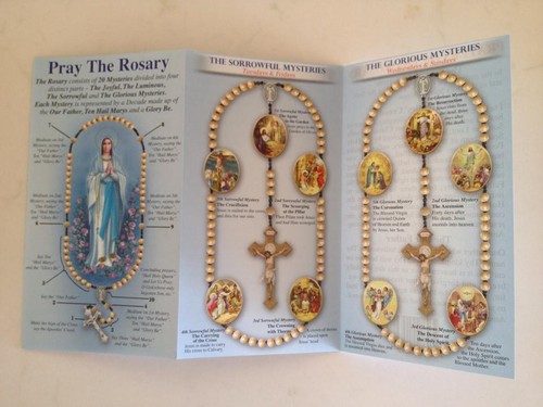 Pray the Rosary Leaflet - Picture 2 of 3