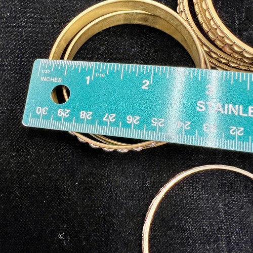 Lot of 11 Large Thick Brass boho CIRCLE Design Ladies Bangle Bracelet HIPPIE - Picture 13 of 16