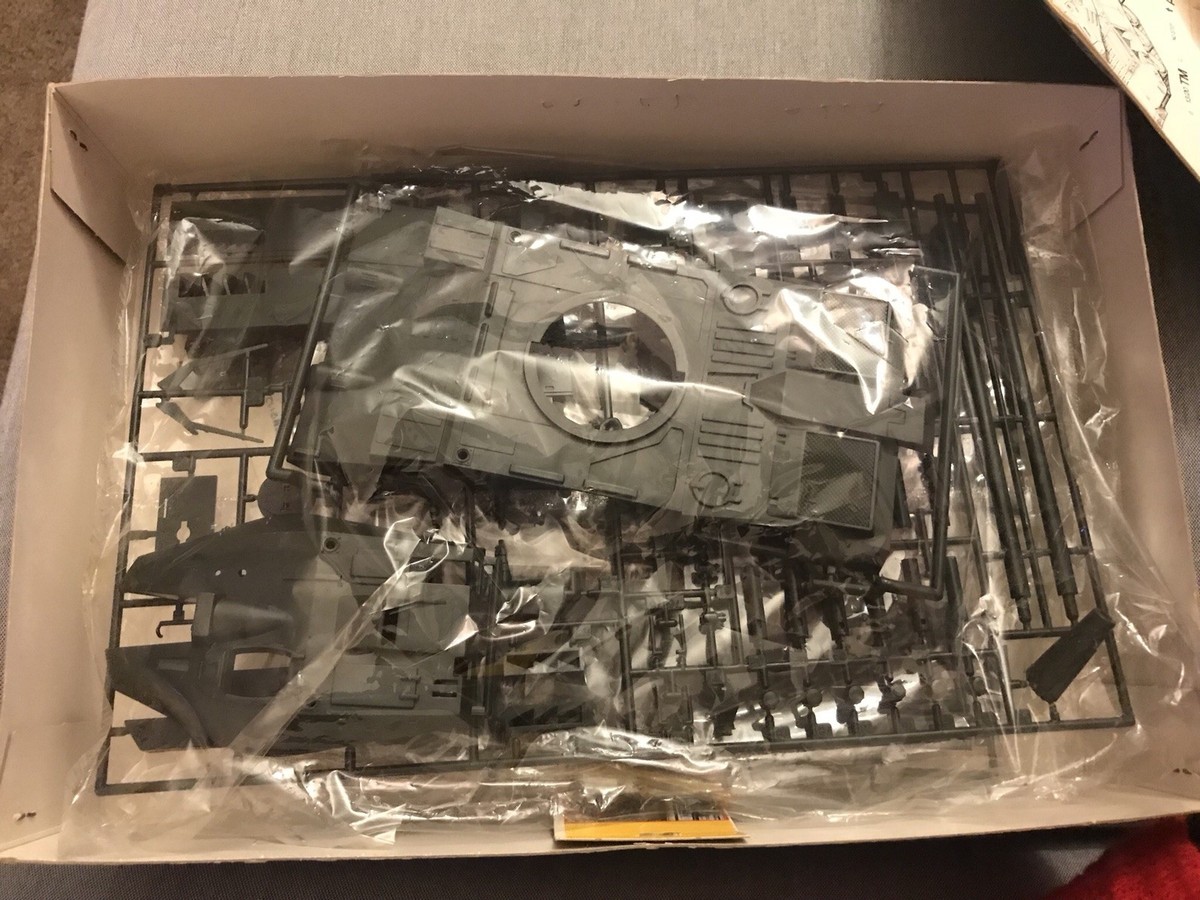 TECHNOPOLICE 21C MBT-99A TEMTZIN 1/48 ANIME MODEL KIT AOSHIMA RARE