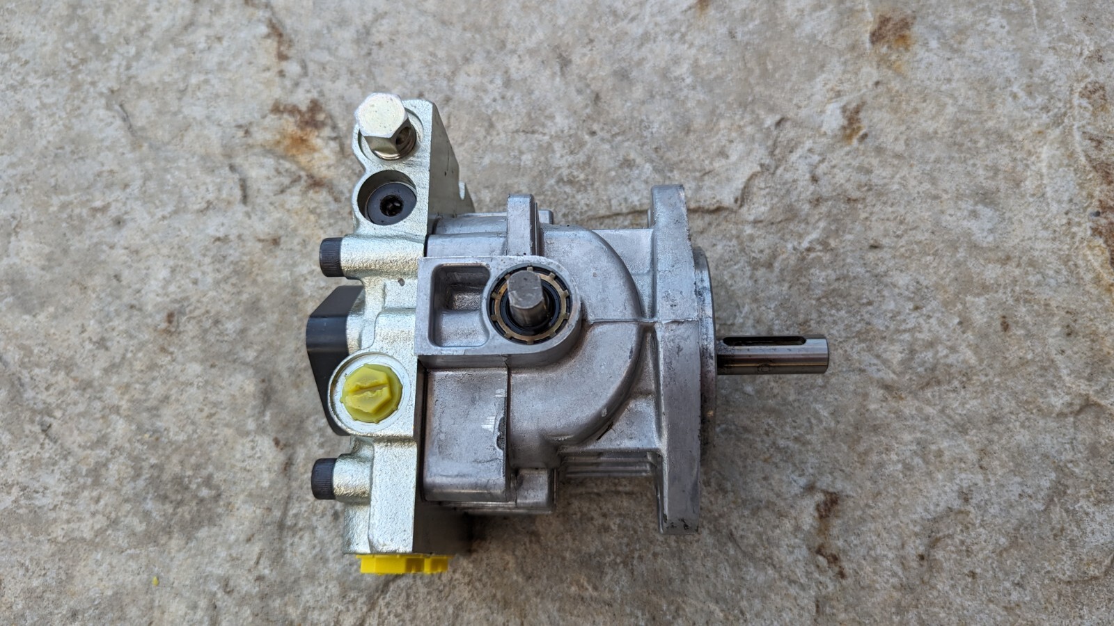 Hydro Gear BDP10L117P SCAG 48551 Hydraulic Pump (FOR PARTS NOT