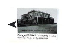 TESSERA INGRESSO GARAGE FERRARI MODENA (6193)