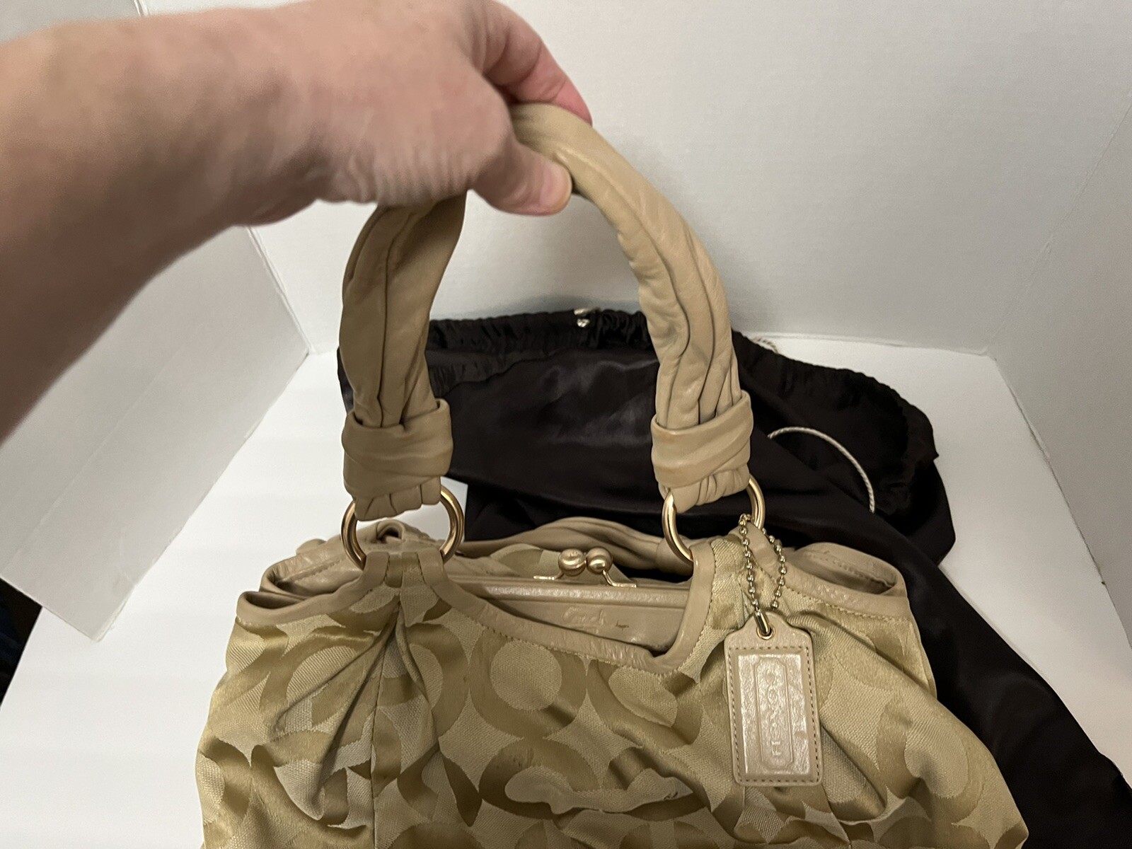 美品 ヘレンカミンスキー♥️CARLA ラフィアハット オレンジ 美品 ヘレンカミンスキー♥️CARLA ラフィアハット オレンジ - メルカリ