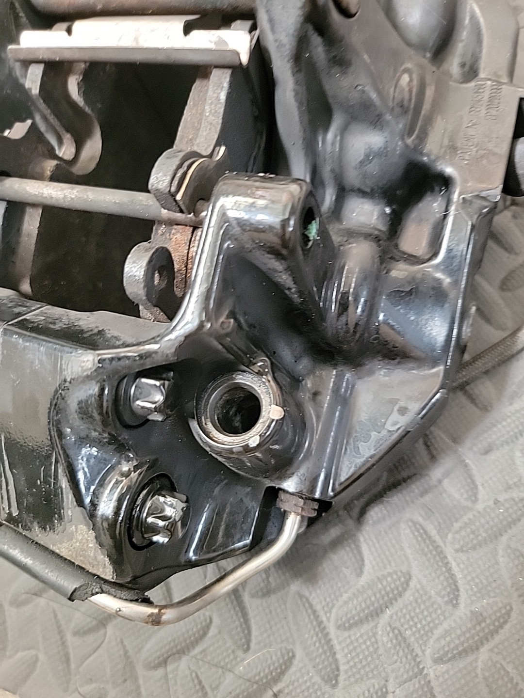 2018 McLaren 720s Front Left Brake Caliper OEM 14CA082CP