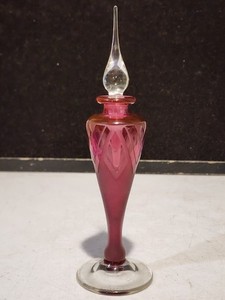1984 Smithsonian Art Glass Red Carved Perfume Bottle Signed LMTD ED 57/300