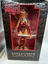 Diamond Select - Femme Fatales EXECUTIONER DA...