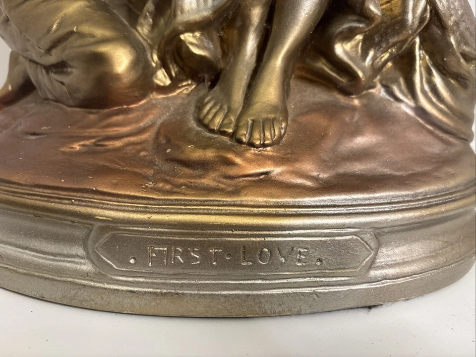 Винтажная керамическая статуэтка первой любви мальчика и девочки высотой 14 дюймов золотистого цвета ~ - Изображение 3 из 4