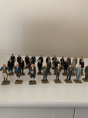 31 MARX PAINTED U.S 2.7  TALL PRESIDENTIAL FIGURINES CIRCA 1960